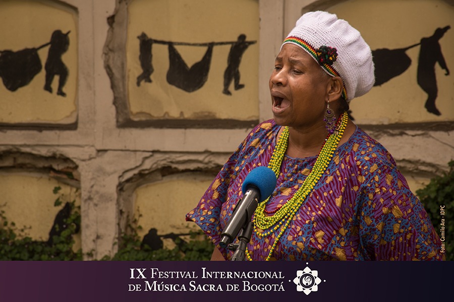 En el marco del Mes del Patrimonio 'Patrimonios para el Buen Vivir', el IDPC apoya al Festival Internacional de Música Sacra de Bogotá proponiendo escenarios y artistas que permitan ampliar los sentidos y miradas sobre el patrimonio. Con conciertos en los Columbarios del Cementerio Central, la Plaza de Mercado de la Concordia, el Museo Santa Clara, y la planta de tratamiento de Vitelma, en San Cristóbal, busca visibilizar a artistas y lugares de diferentes localidades de la ciudad. ​