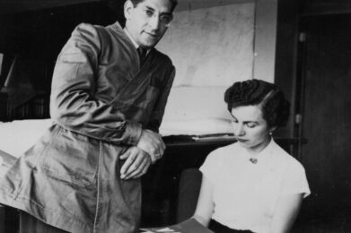 Luz en las oficinas de arquitectura de CSG (¿?) 1055. Archivo Maldonado-Tío.