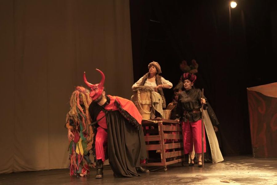 Presentación de la Declaratoria de usos y la proyección artística y social del teatro de creación colectiva en Bogotá