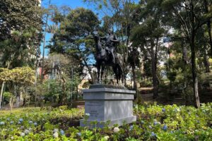 Escultura Bolívar Ecuestre regresa al Parque de la Independencia