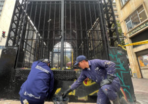 Sótanos edificio Rufino José Cuervo siendo intervenidos por la brigada de intervención de fachadas