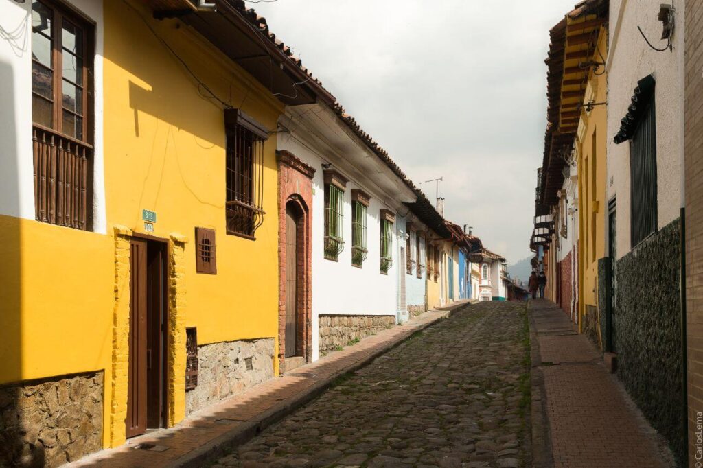 Calle y casas de la candelaria
