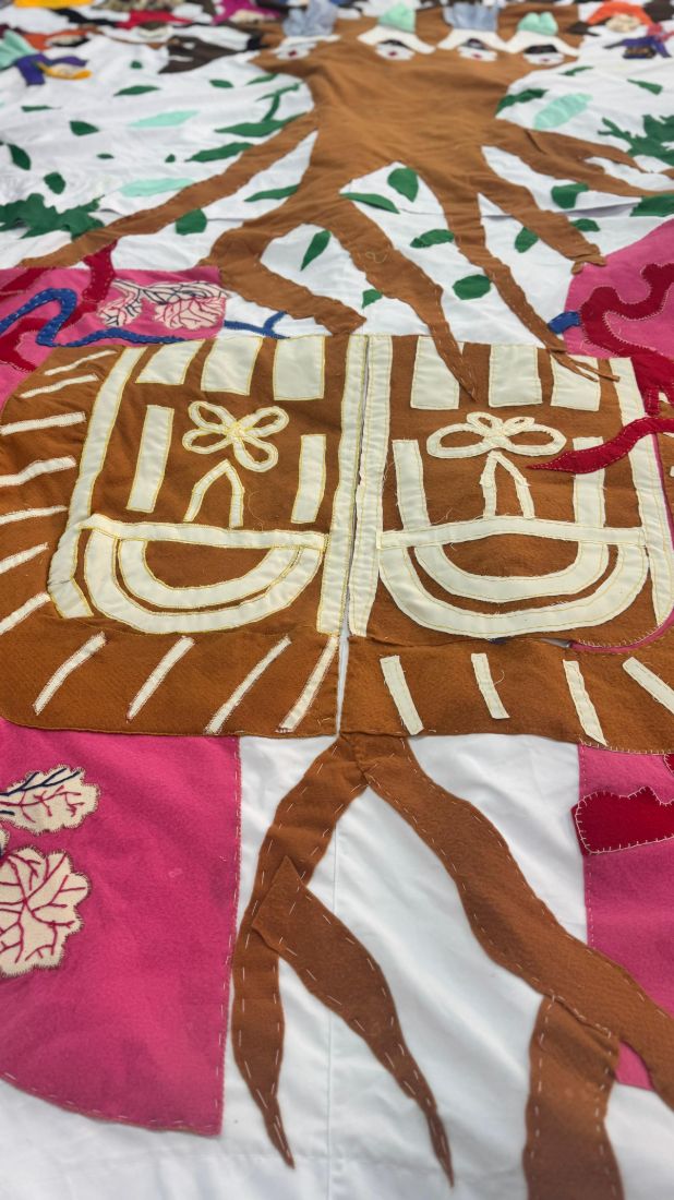 Bata sanjuanera, una prenda convertida en lienzo colectivo