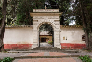 Entrada al museo quinta de bolívar