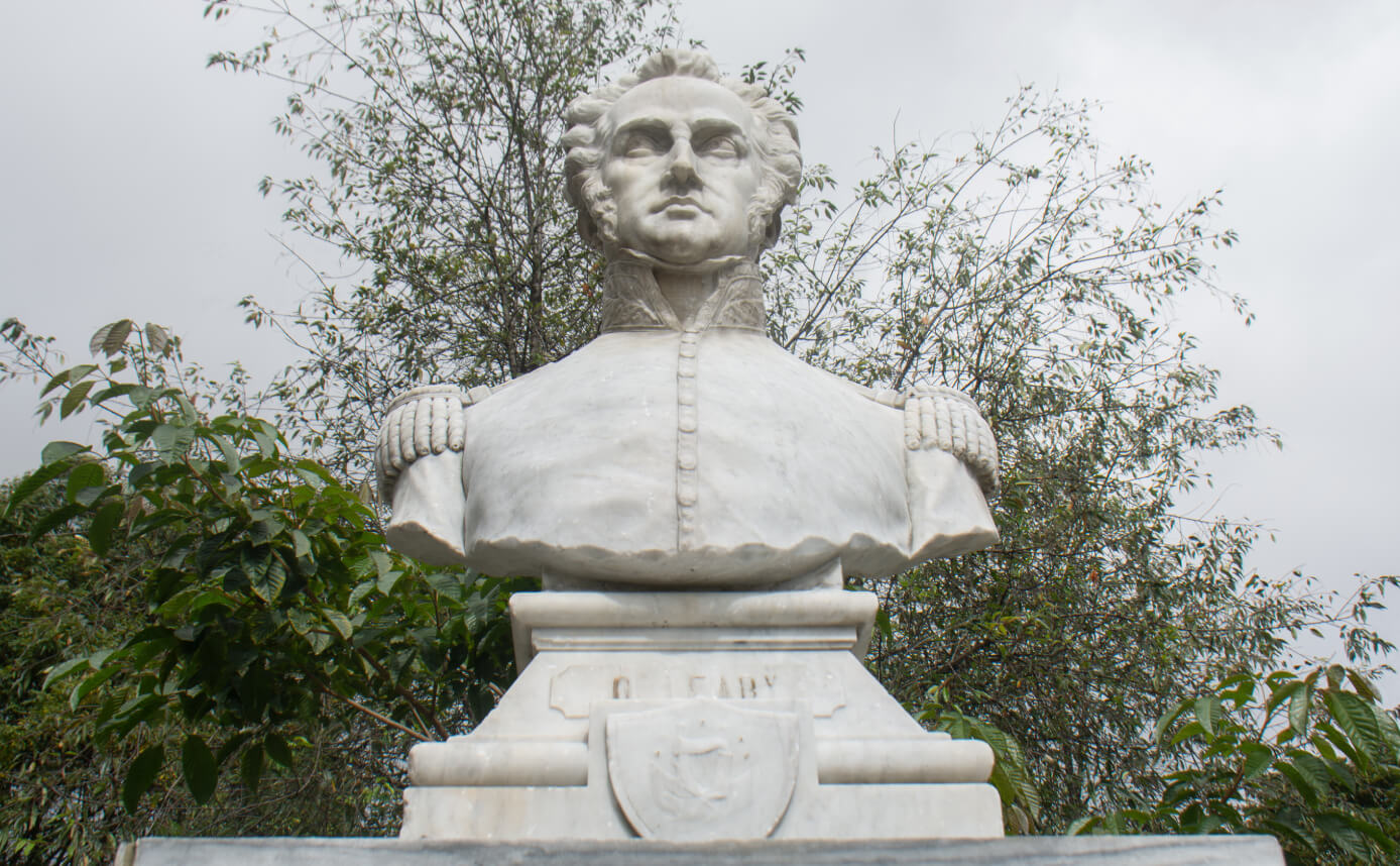 monumento al General O’leary después de ser intervenido