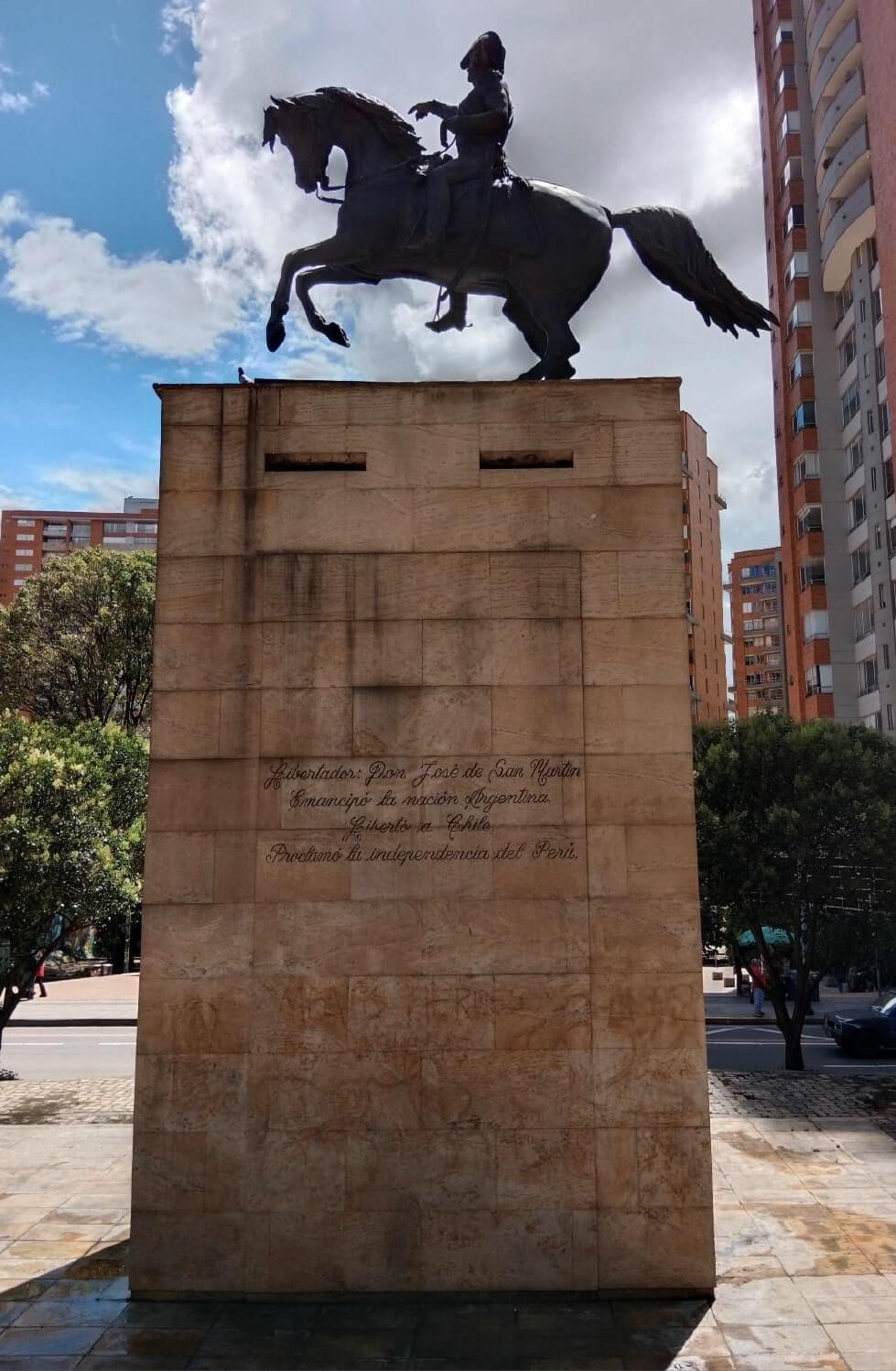 Monumento SAN JOSÉ DE SAN MARTÍN limpio luego de ser intervenido