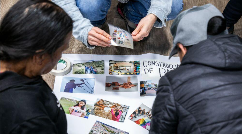 Navidad en azul: Cianotipia y memoria barrial