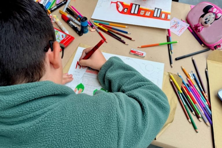 Dibujar el Metro de Bogotá: la creatividad como puente para habitar y comprender la ciudad