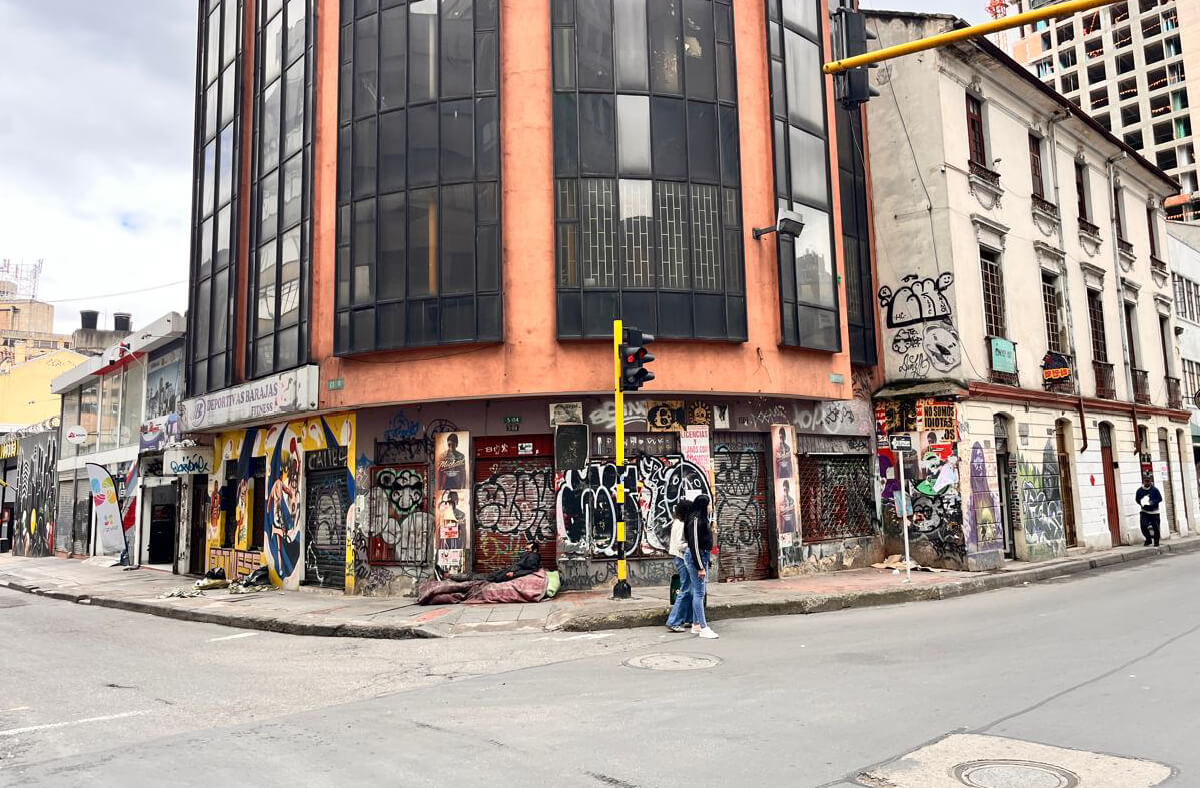 Fachada antes de intervenir calle 17 no 5 -04