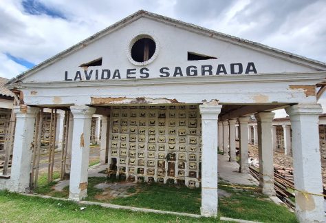 Avanza consolidación de Los Columbarios y desmontaje controlado de los frontones de La vida es sagrada