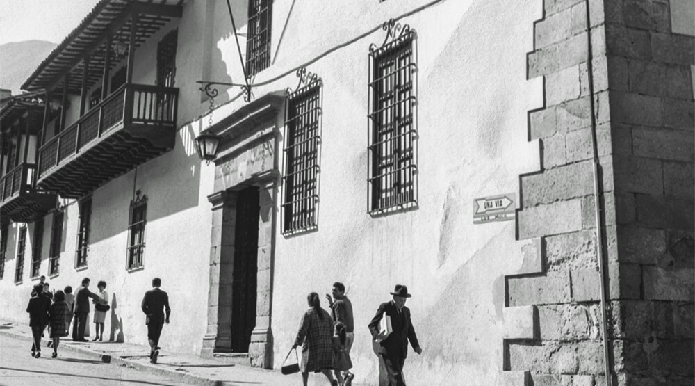 Espacios públicos bogotanos: historias del más acá